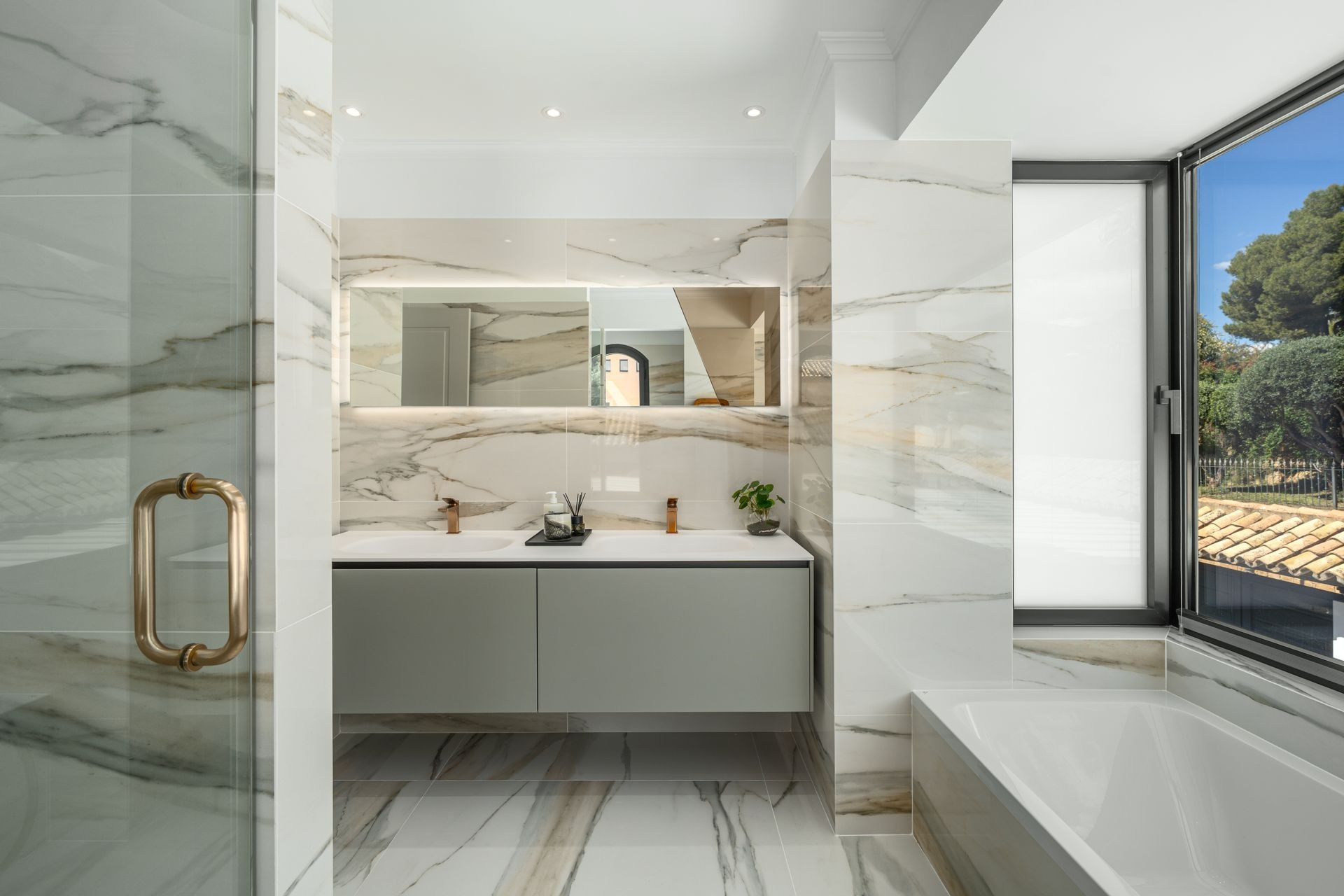 Image 29: detached villa For sale, The Golden Mile, €6,980,000 [HFM-CL10040]