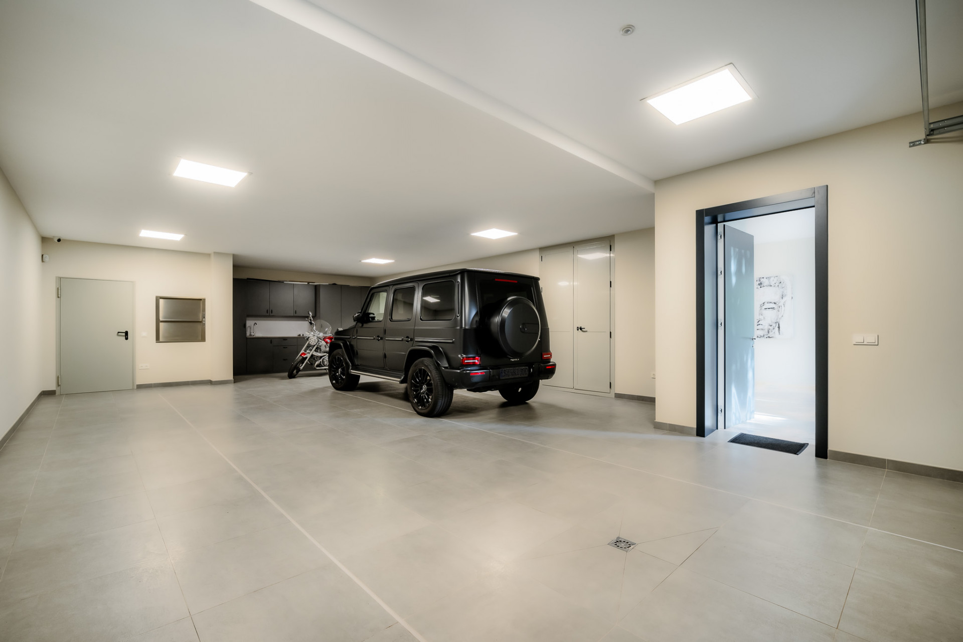 Image 33: detached villa For sale, The Golden Mile, €10,500,000 [HFM-C40044]