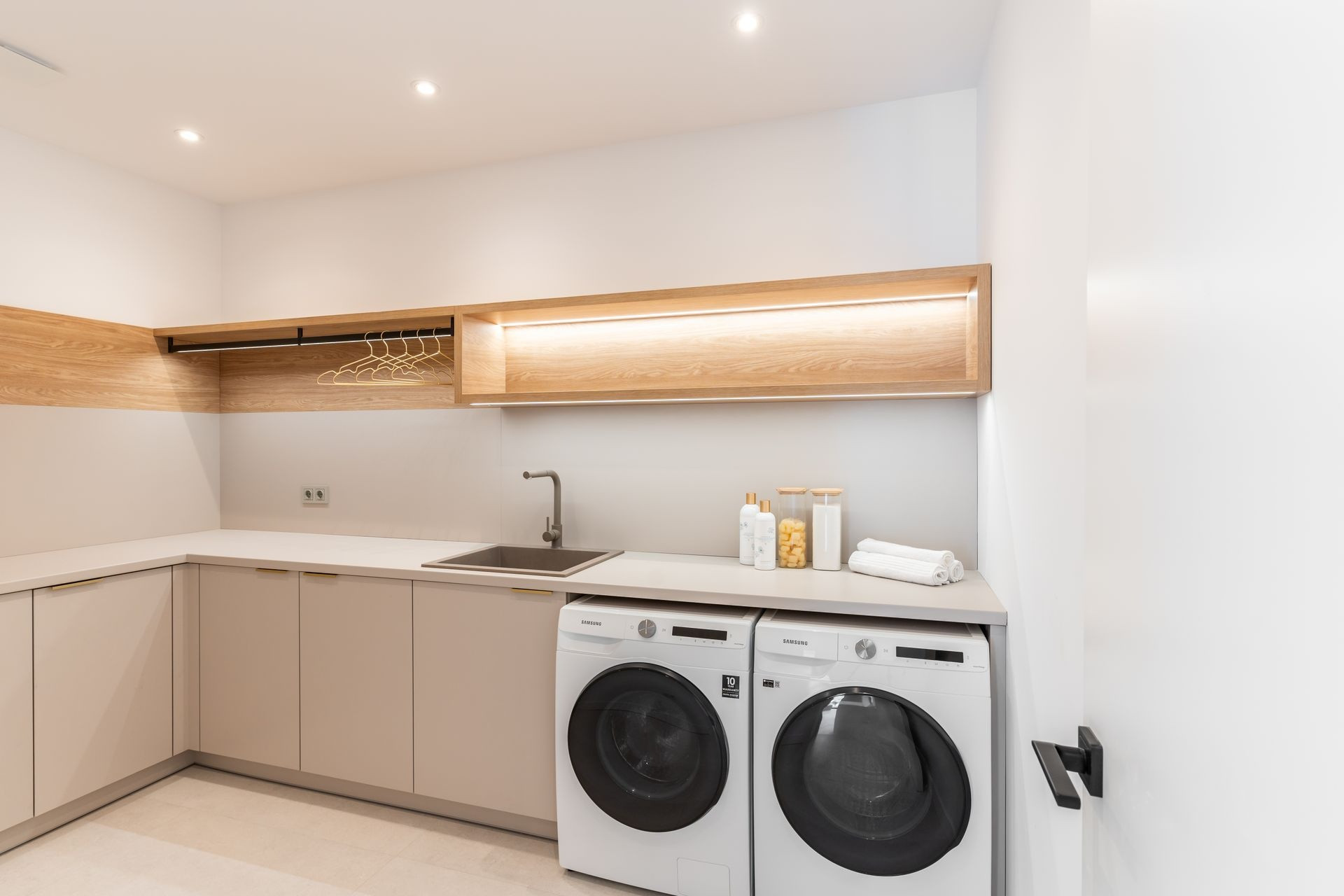 Image 58: detached villa For sale, Marbella, €3,495,000 [HFM-CL10041]