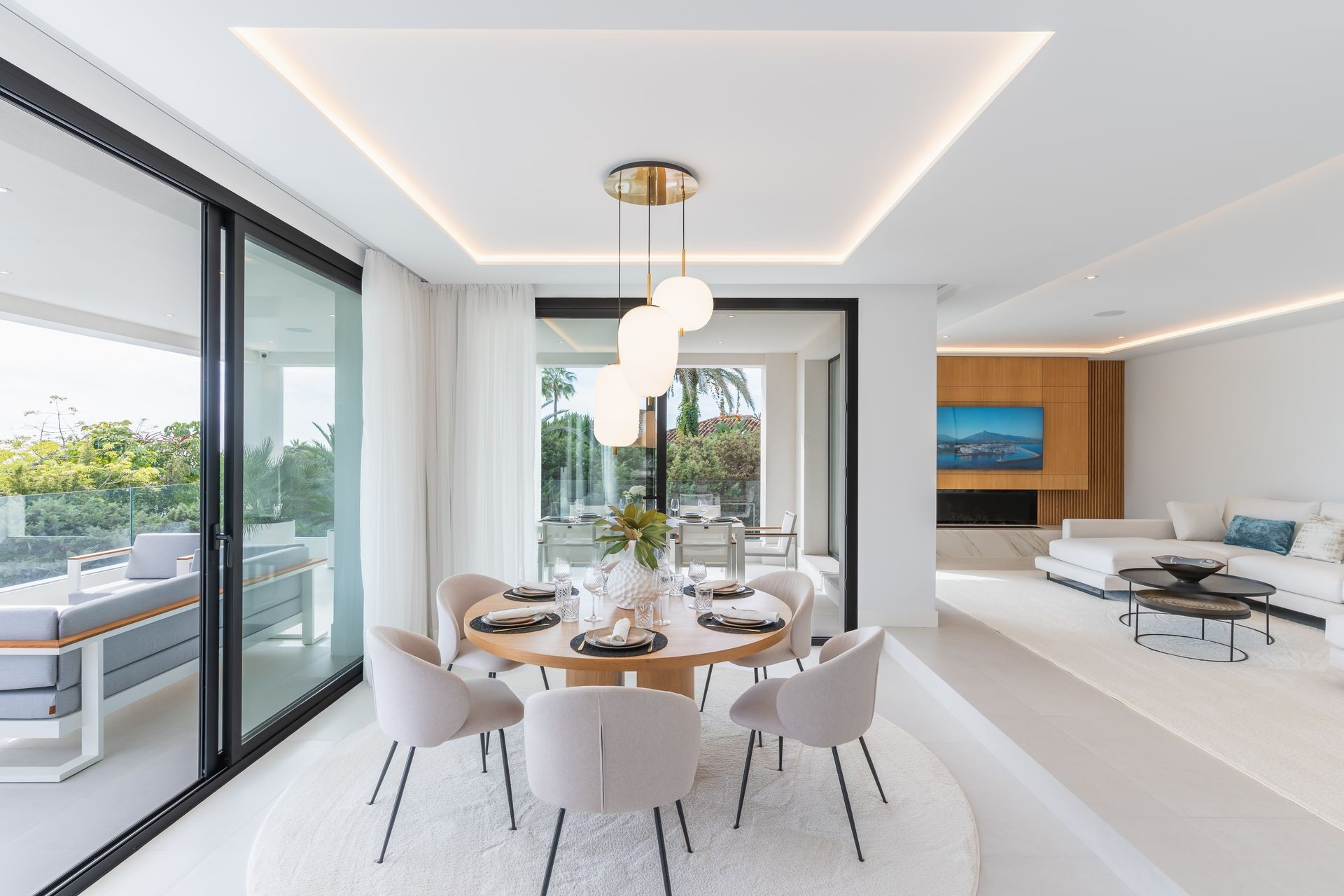 Image 58: detached villa For sale, Marbella, €3,495,000 [HFM-CL10041]