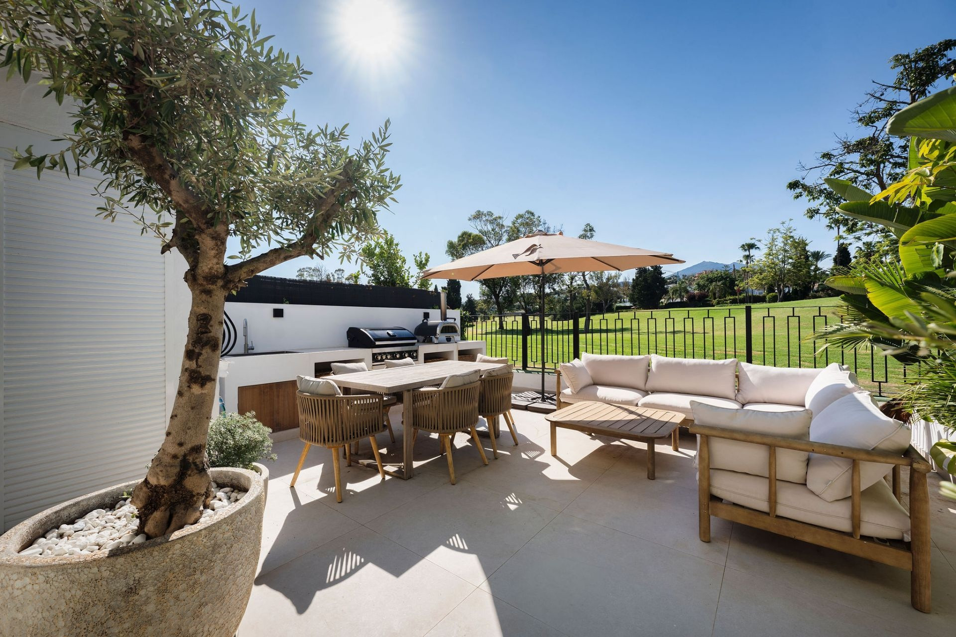 Image 30: townhouse For sale, Nueva Andalucía, €895,000 [HFM-C40050]