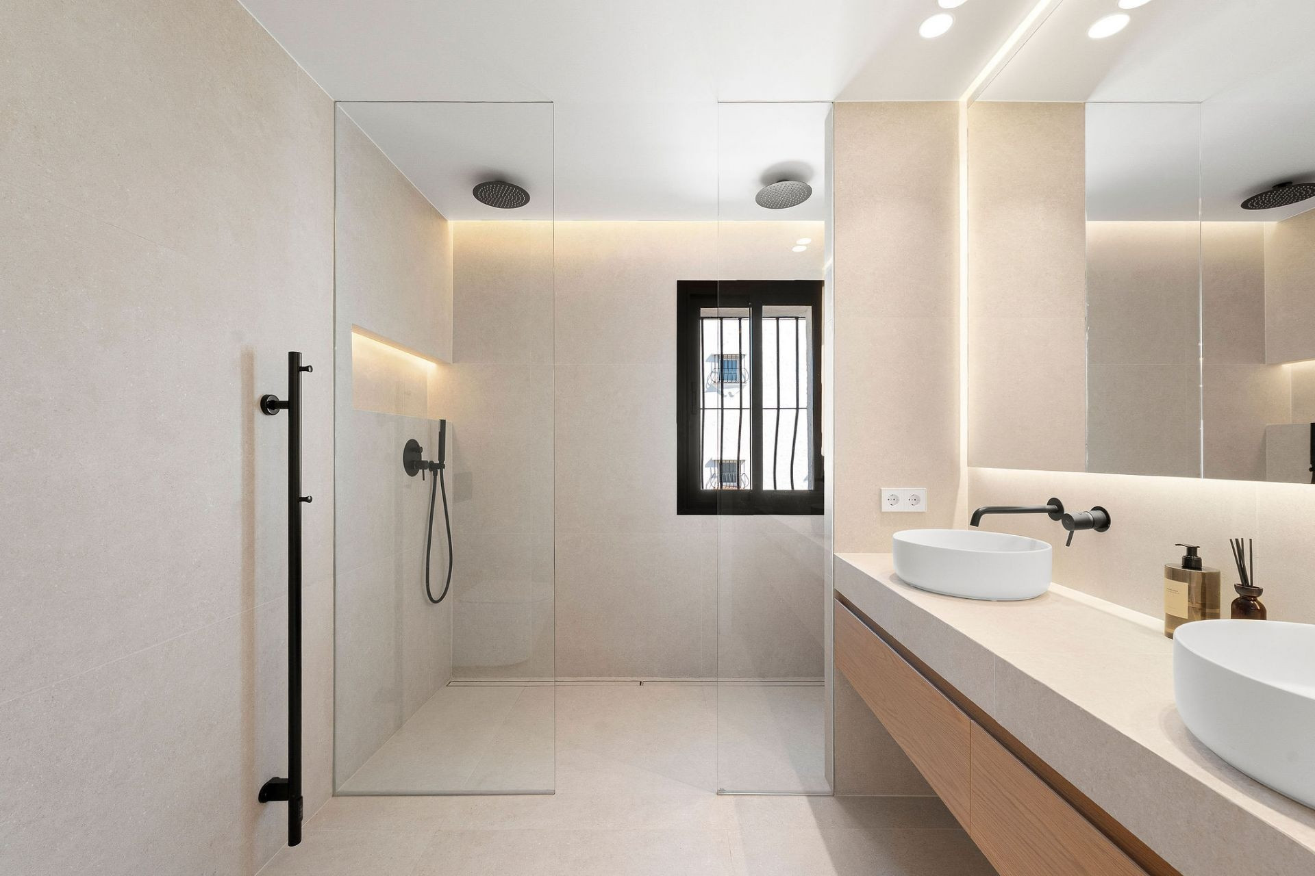 Image 30: townhouse For sale, Nueva Andalucía, €895,000 [HFM-C40050]