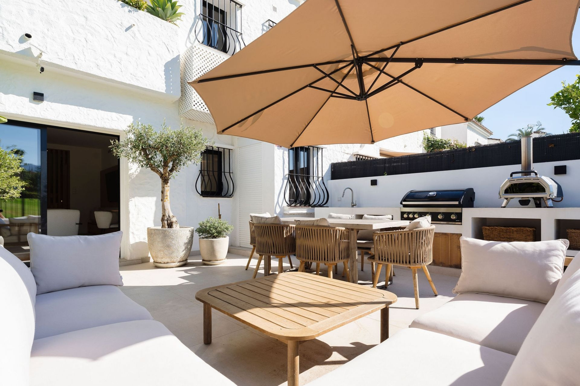 Image 30: townhouse For sale, Nueva Andalucía, €895,000 [HFM-C40050]