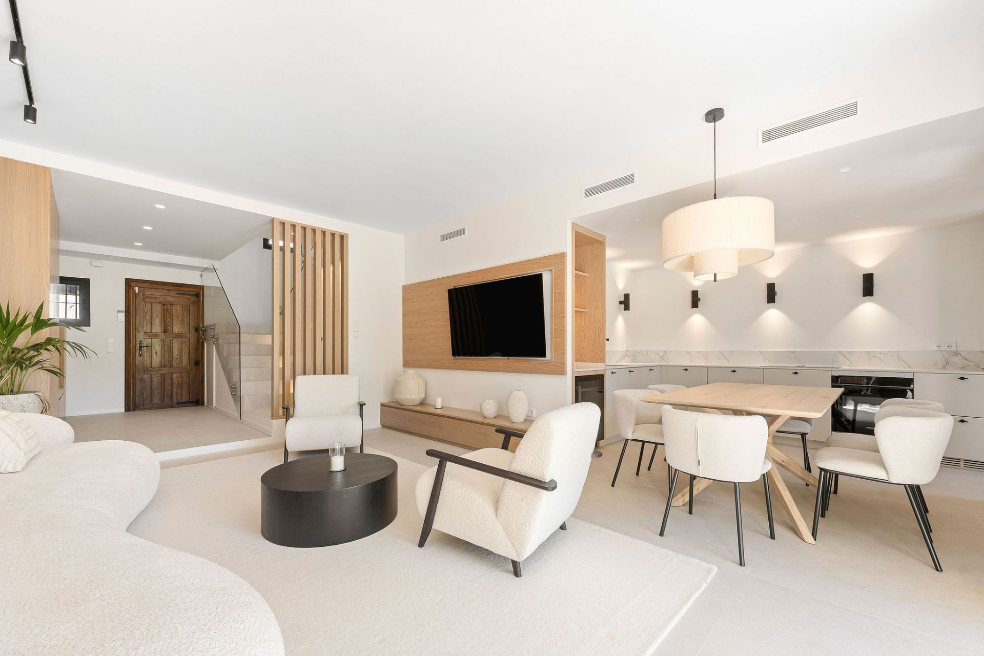 Image 30: townhouse For sale, Nueva Andalucía, €895,000 [HFM-C40050]