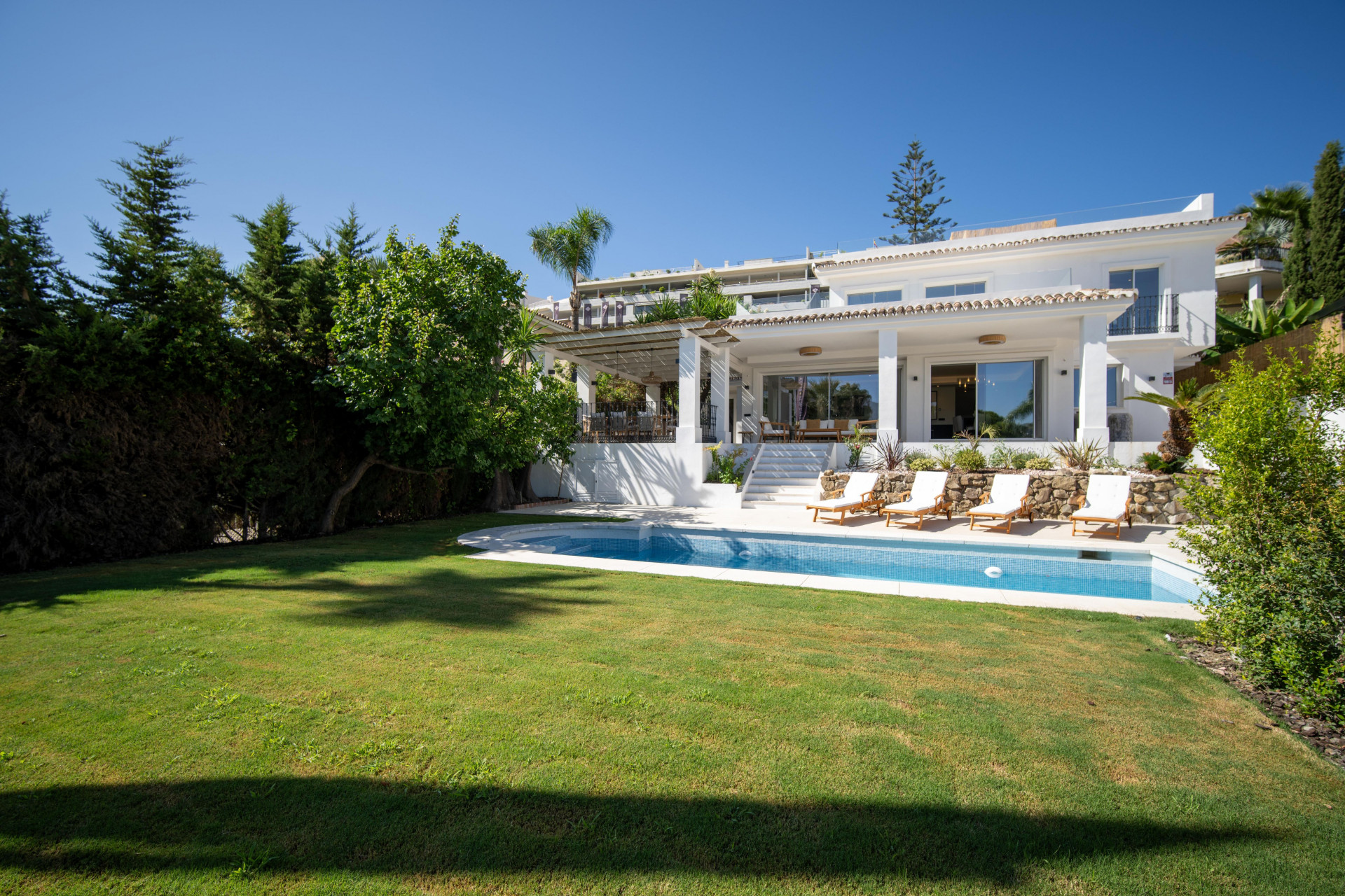 Image 33: villa - chalet For sale, Nueva Andalucía, €2,750,000 [HFM-C40041]