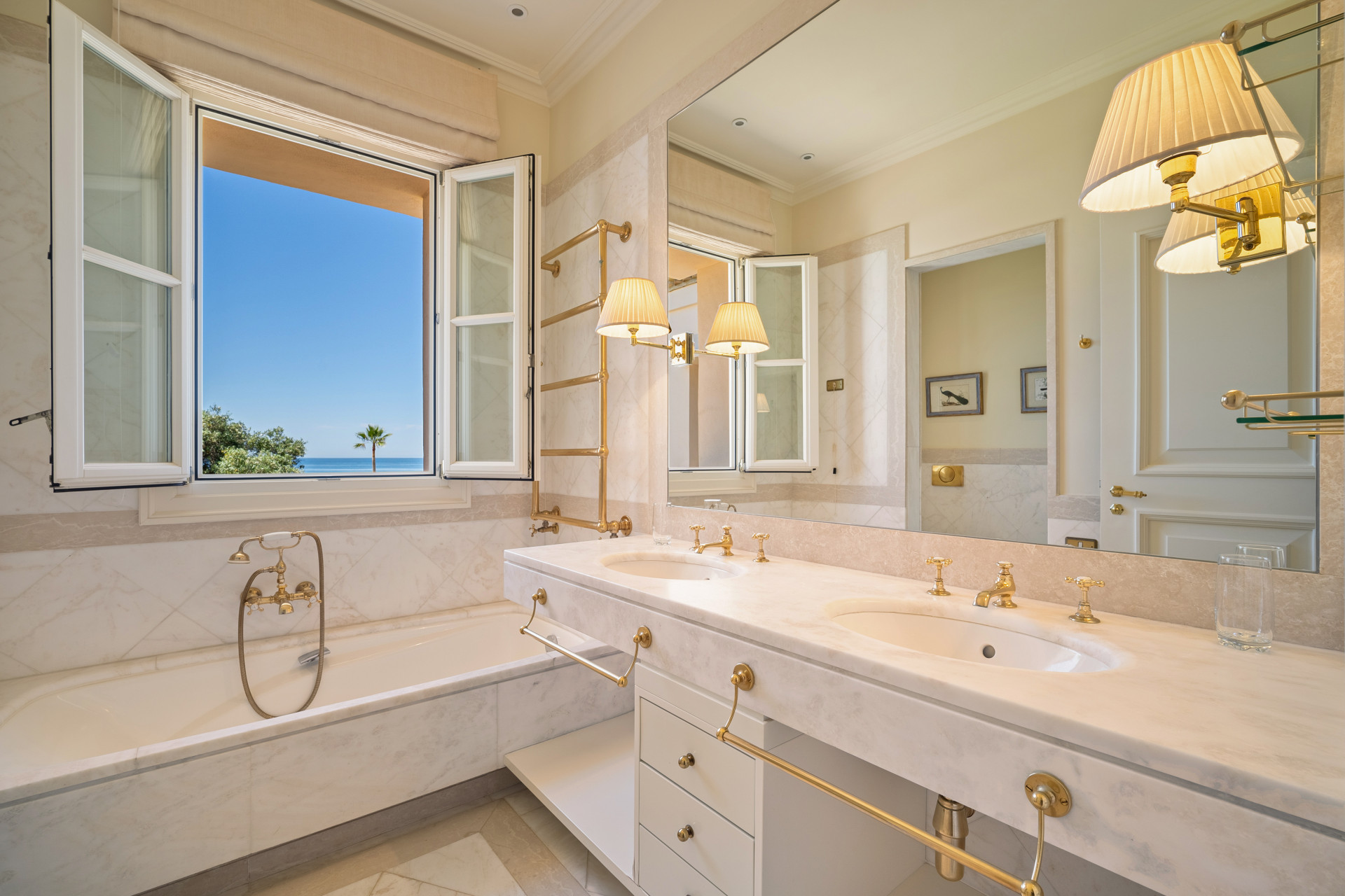 Image 32: detached villa For sale, Marbella, €10,700,000 [HFM-C40036]