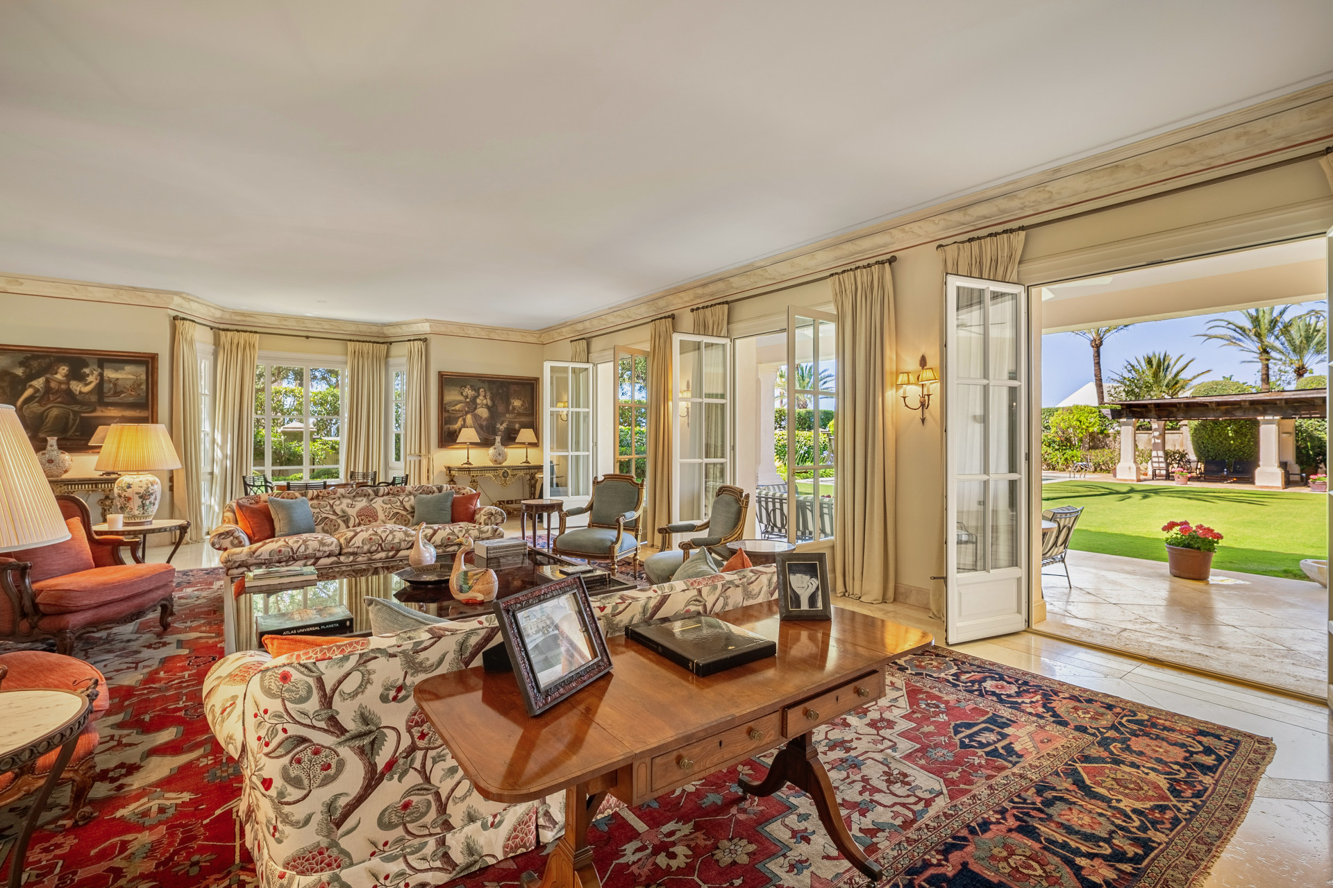 Image 32: detached villa For sale, Marbella, €10,700,000 [HFM-C40036]