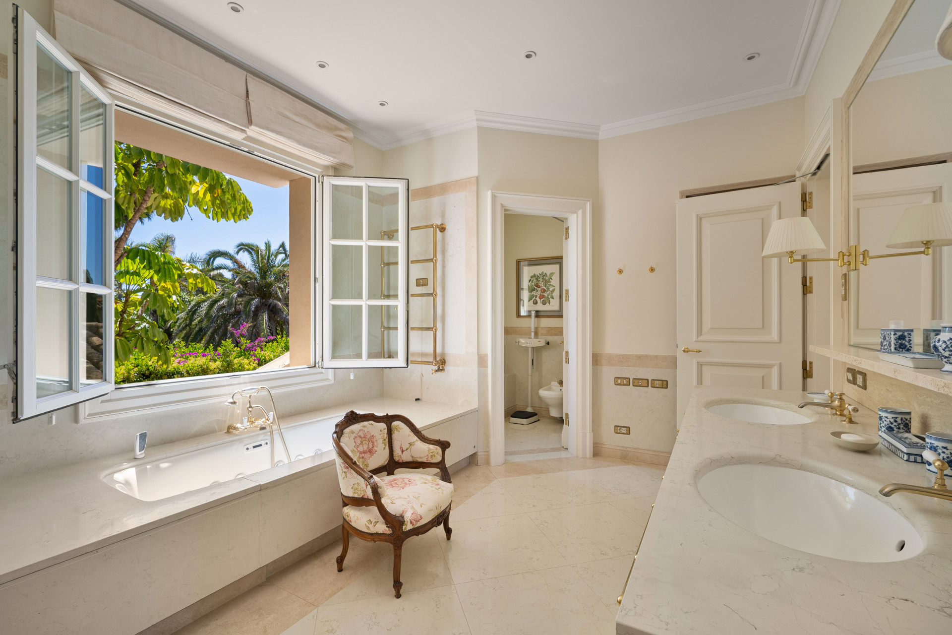 Image 32: detached villa For sale, Marbella, €10,700,000 [HFM-C40036]