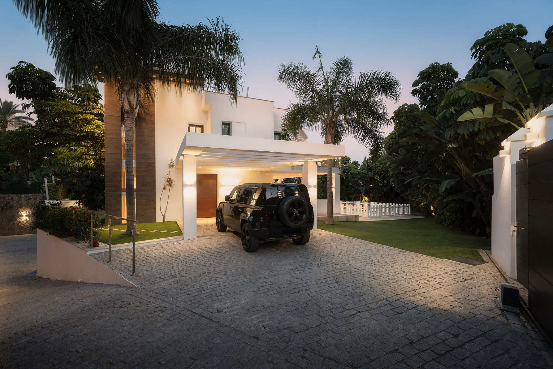 Image 58: detached villa For sale, Benahavís, €3,495,000 [HFM-C40037]