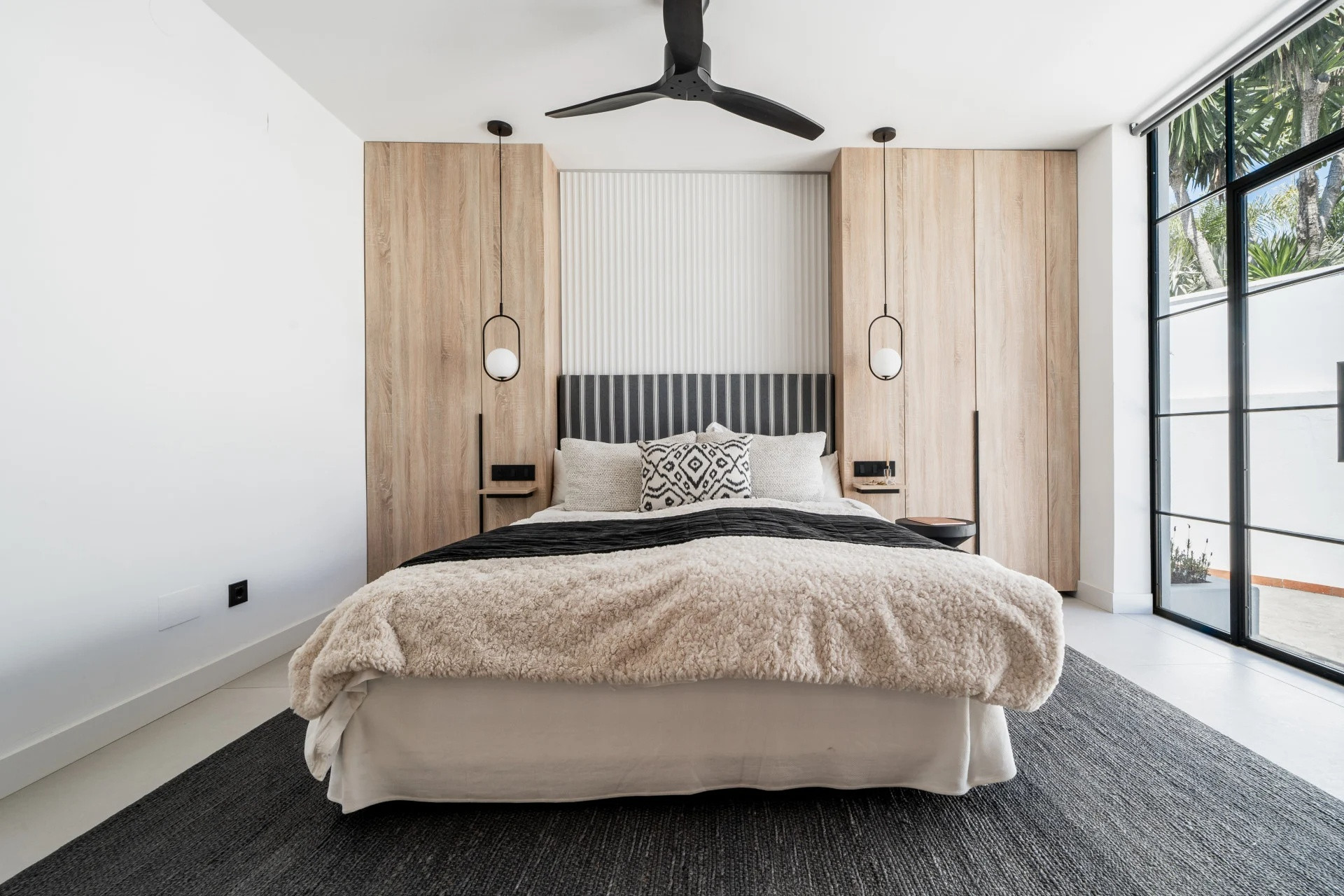 Image 29: detached villa For sale, Benahavís, €2,250,000 [HFM-C40032]