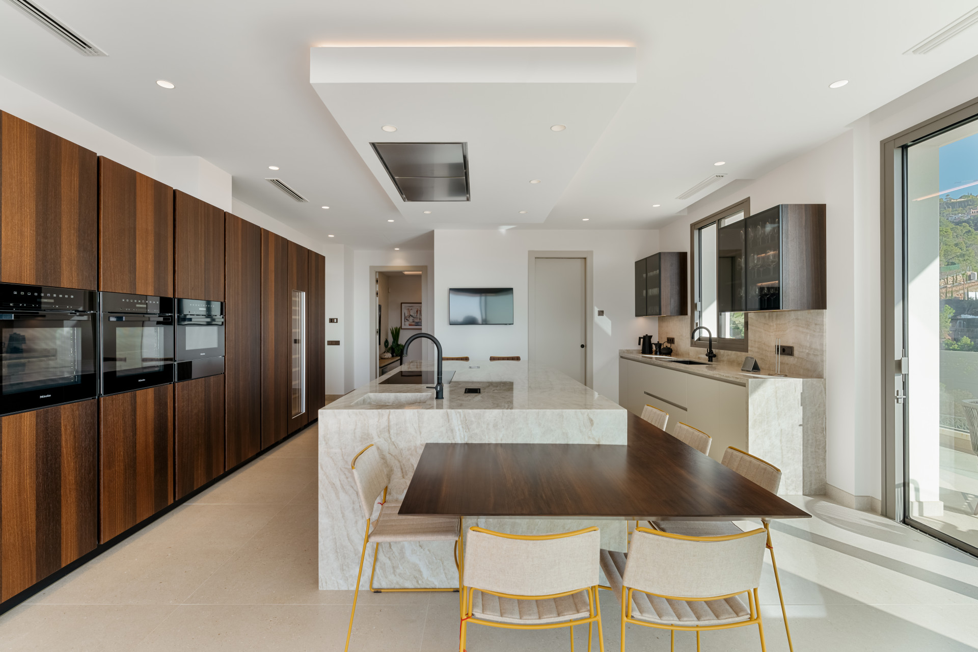 Image 56: detached villa For sale, Benahavís, €11,600,000 [HFM-C40027]