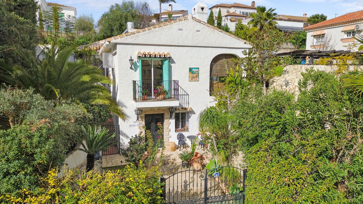 Image {index}: detached villa For sale, Mijas Costa, €749,000 [HFMs684122]