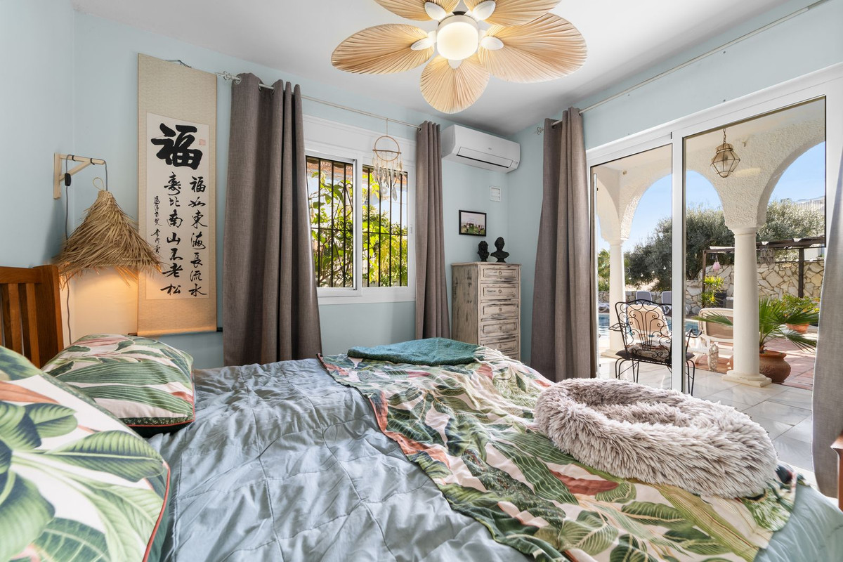 Image {index}: detached villa For sale, Mijas Costa, €749,000 [HFMs684122]