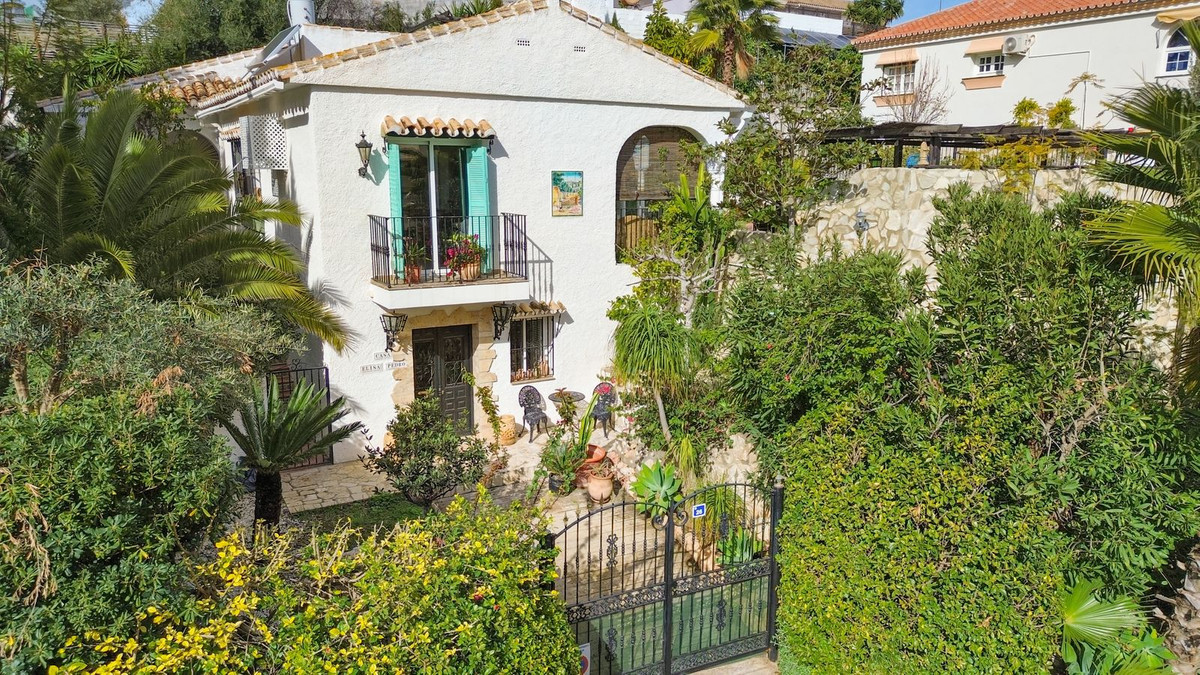 Image {index}: detached villa For sale, Mijas Costa, €749,000 [HFMs684122]