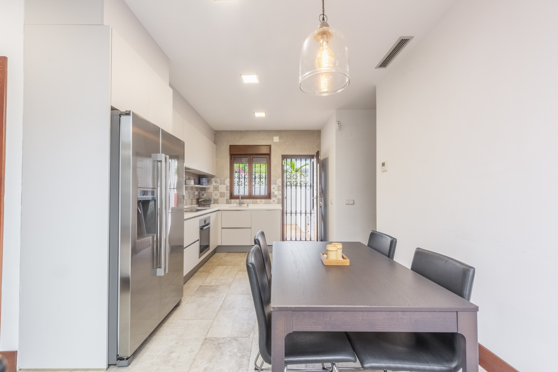 Image 12: Detached Villa For sale, San Pedro de Alcántara, €2,000,000 [HFMs688884]