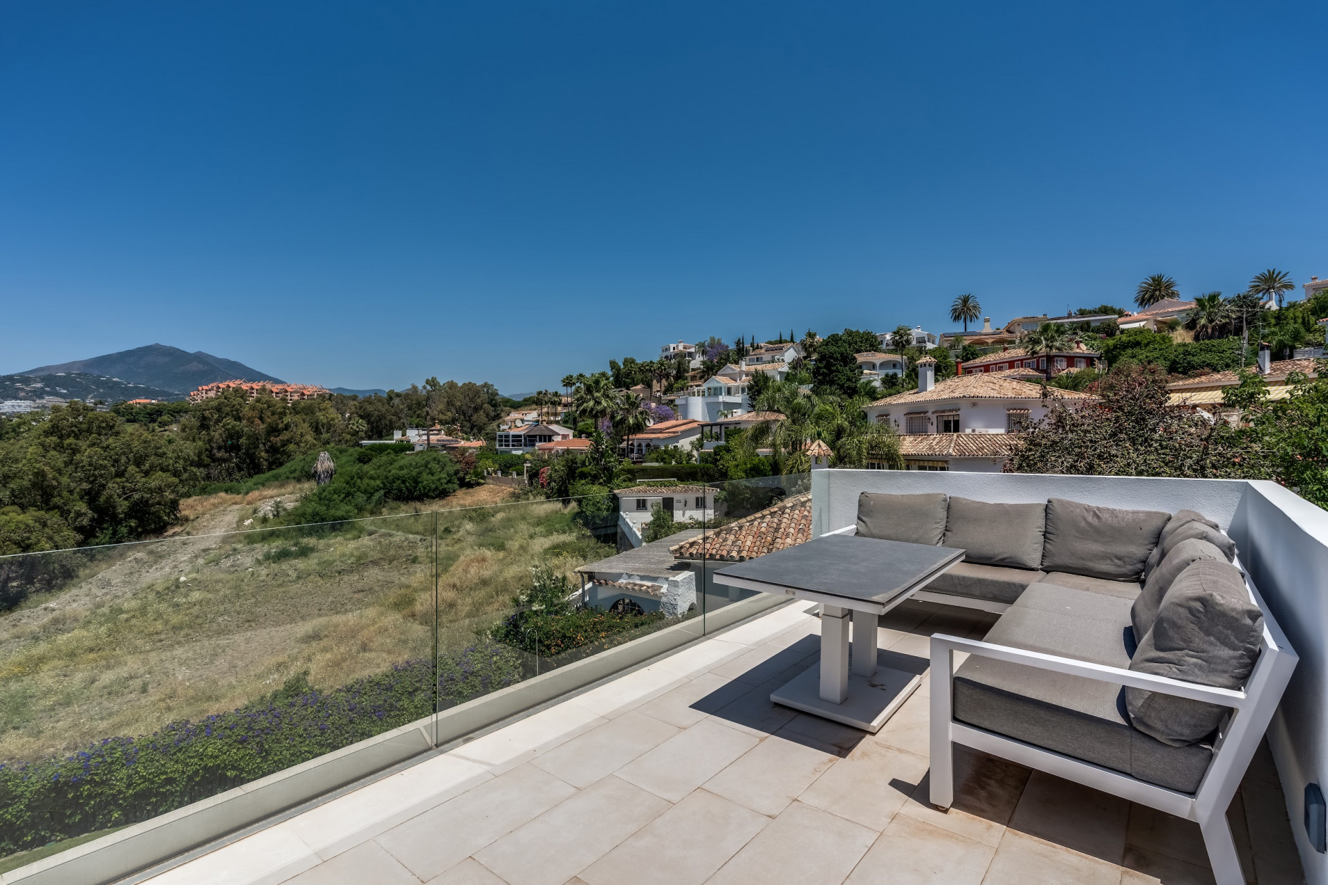 Image 28: Villa - Chalet For sale, Nueva Andalucía, €1,895,000 [HFMs688421]