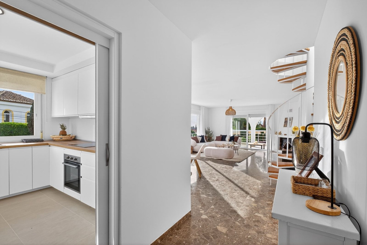 Image 15: Detached Villa For sale, Marbella, €1,649,000 [HFMs689376]