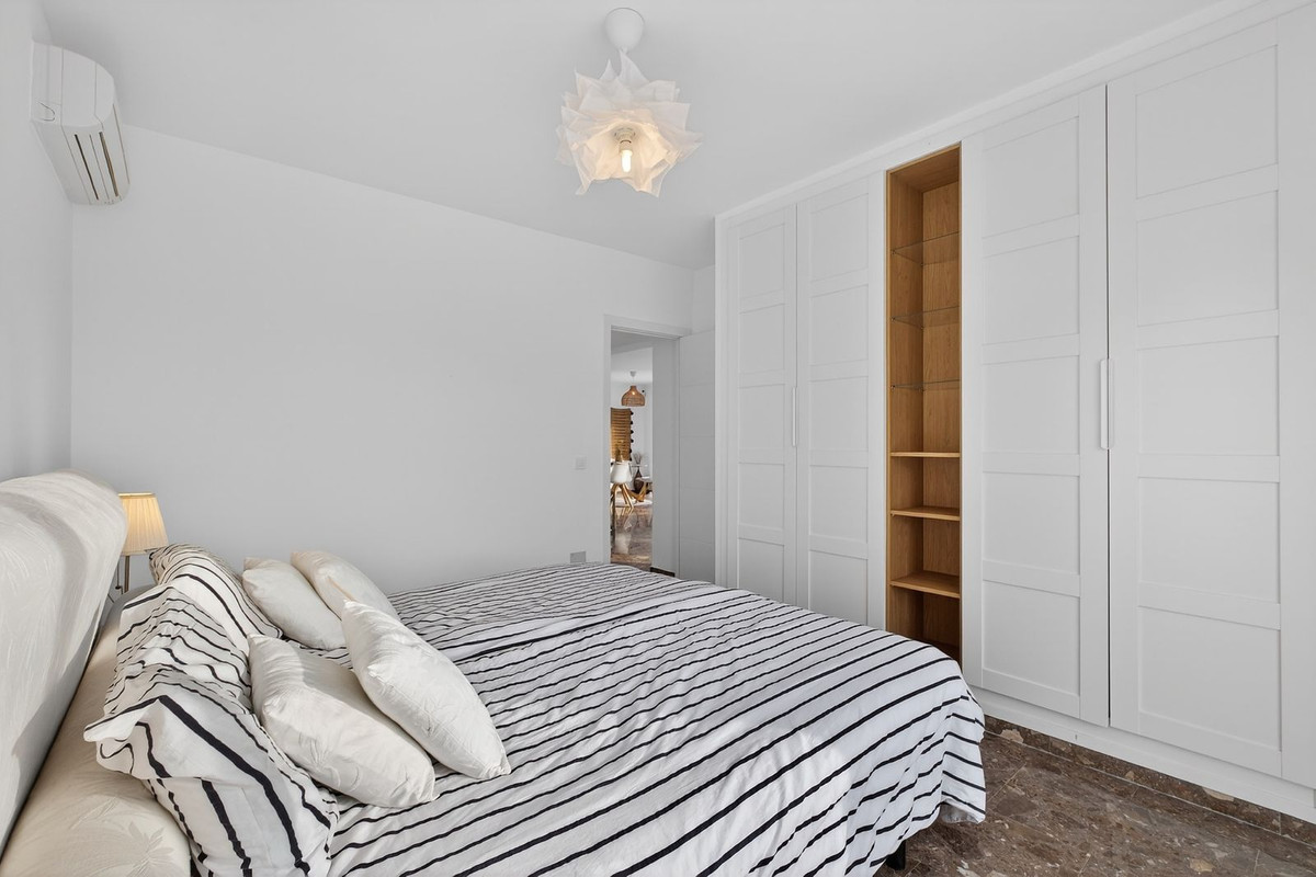 Image 29: Detached Villa For sale, Marbella, €1,649,000 [HFMs689376]