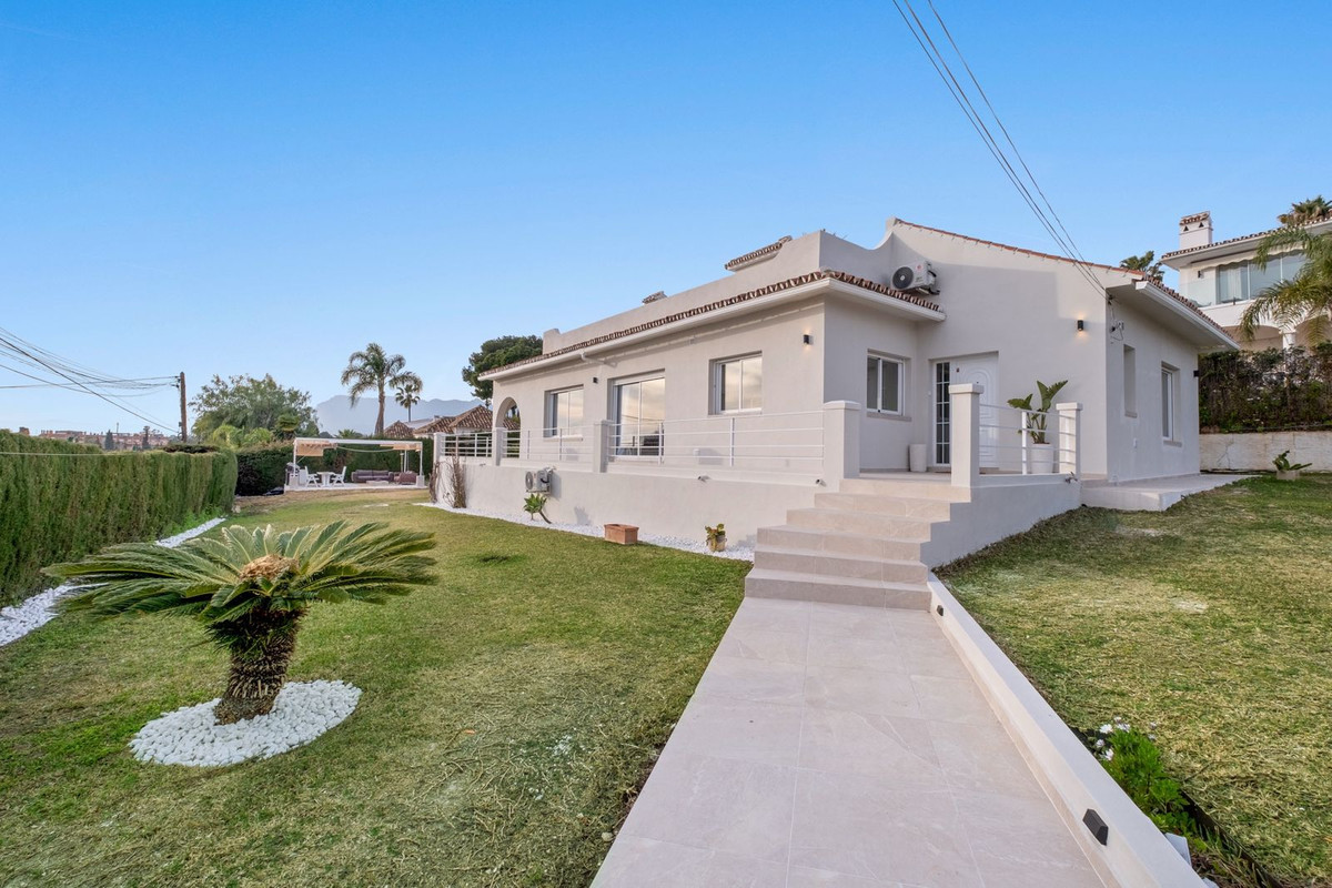 Image 7: Detached Villa For sale, Marbella, €1,649,000 [HFMs689376]