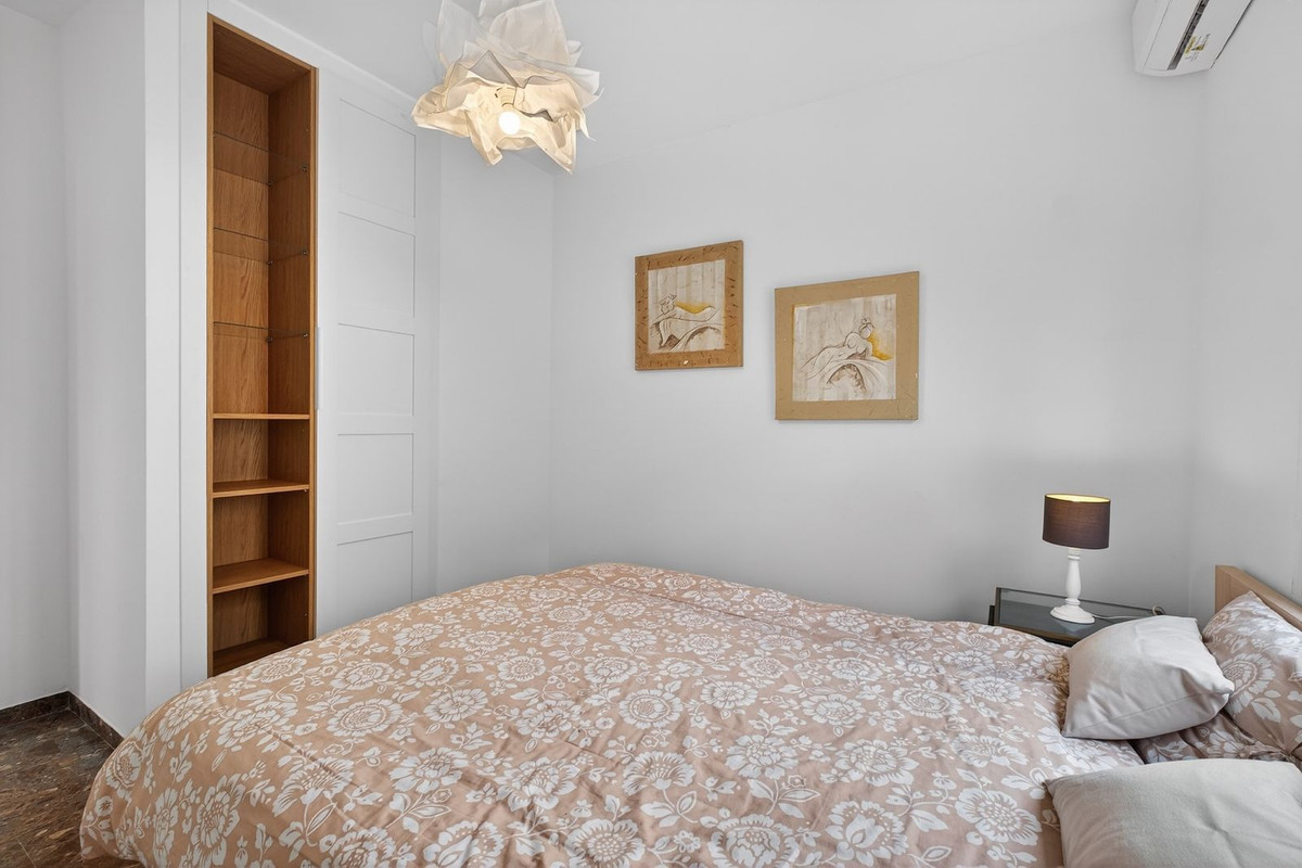 Image 27: Detached Villa For sale, Marbella, €1,649,000 [HFMs689376]