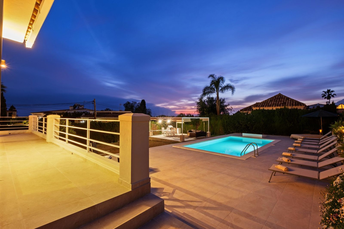 Image 38: Detached Villa For sale, Marbella, €1,649,000 [HFMs689376]