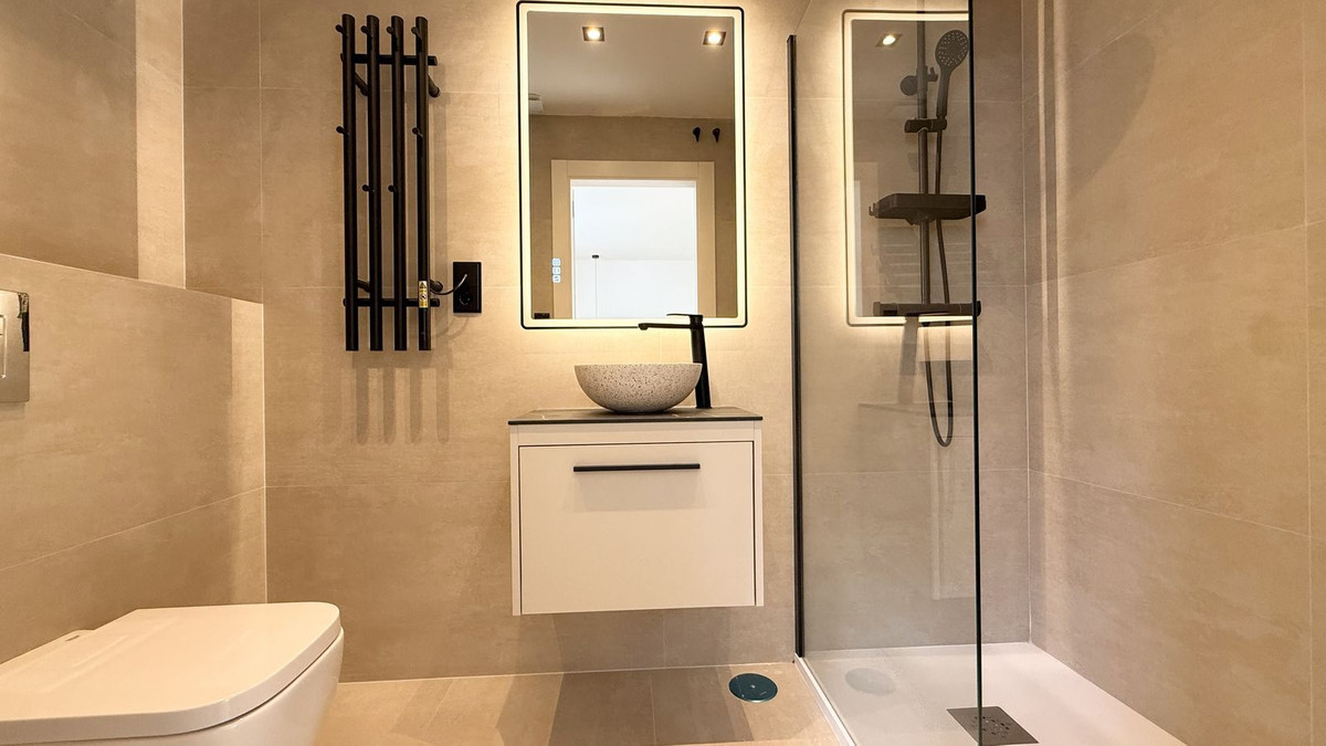 Image 29: Villa - Chalet For sale, Nueva Andalucía, €2,200,000 [HFMs688271]