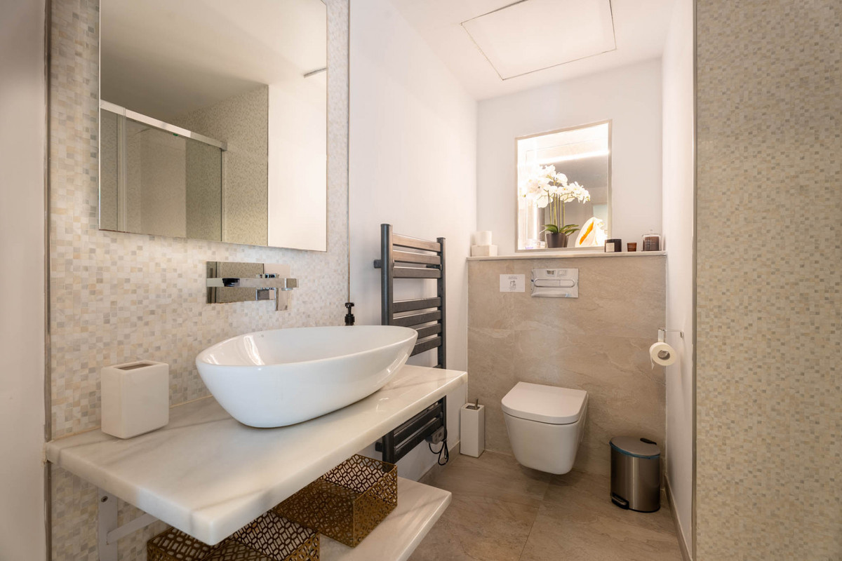 Image 39: Detached Villa For sale, Marbella, €2,380,000 [HFMs688273]