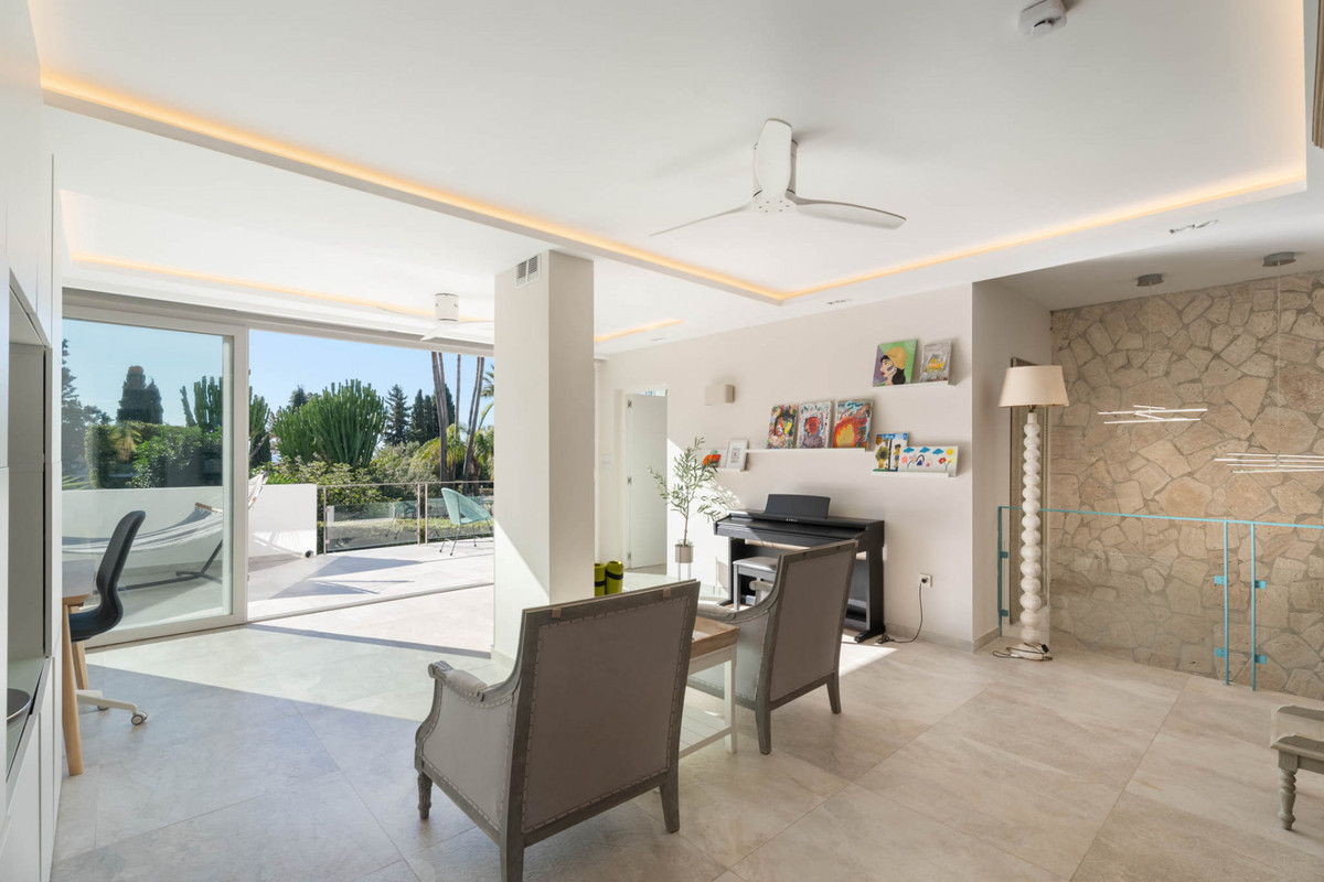 Image 21: Detached Villa For sale, Marbella, €2,380,000 [HFMs688273]