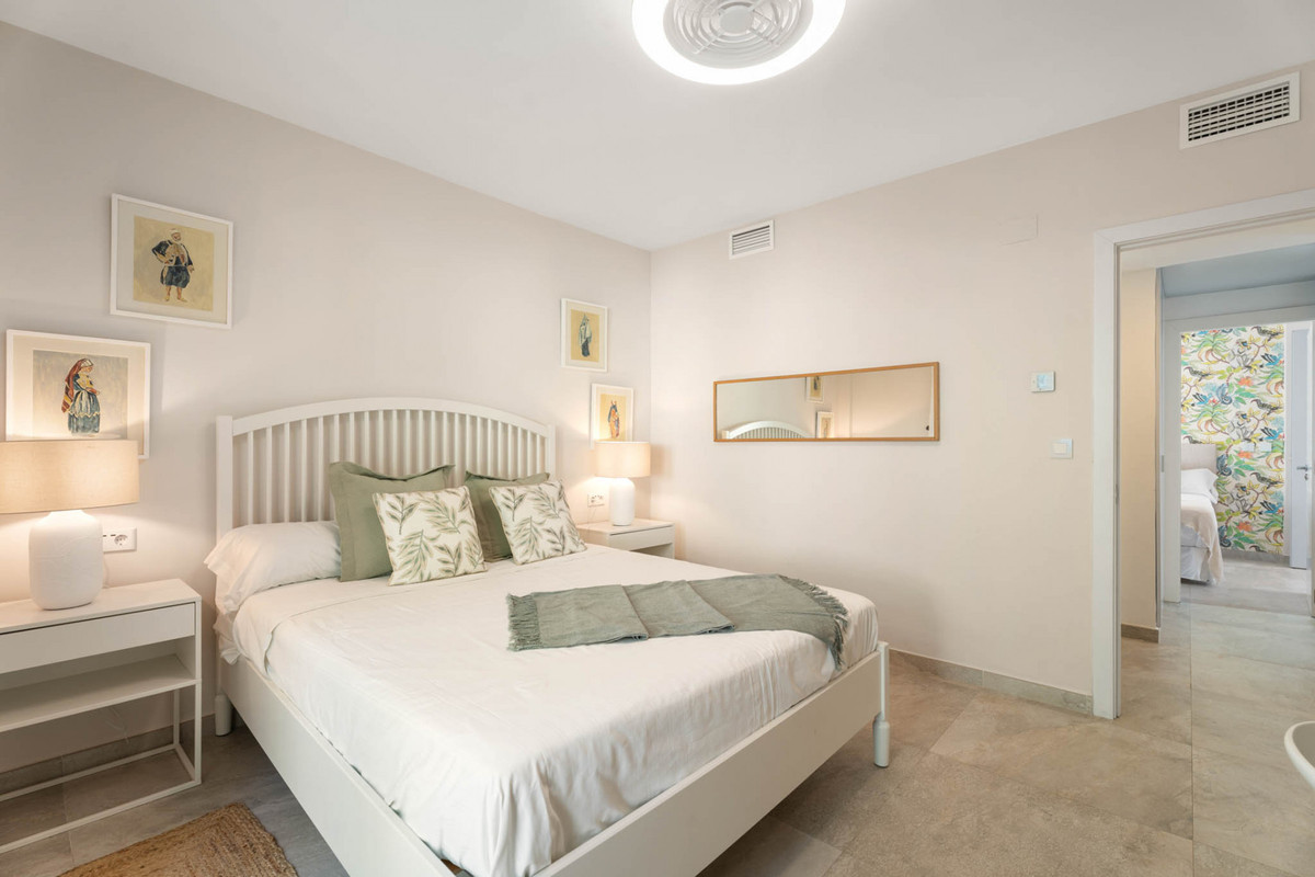 Image 38: Detached Villa For sale, Marbella, €2,380,000 [HFMs688273]