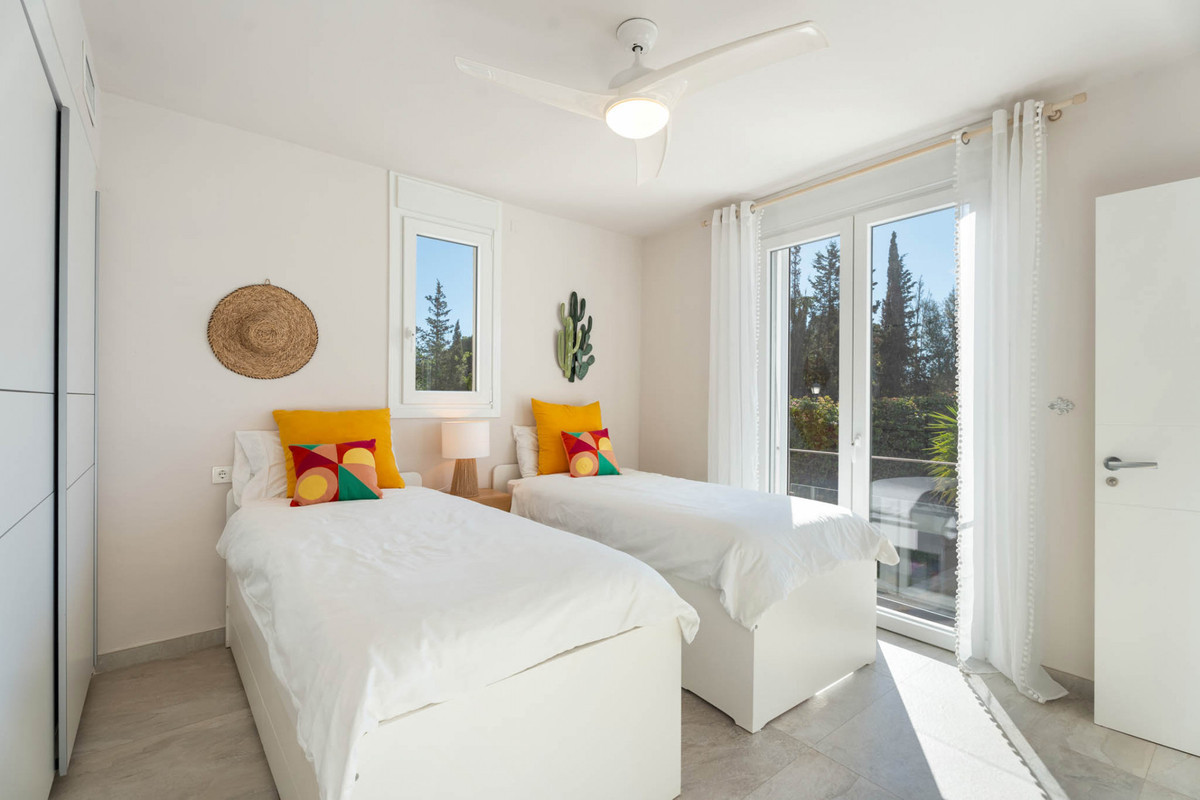 Image 24: Detached Villa For sale, Marbella, €2,380,000 [HFMs688273]