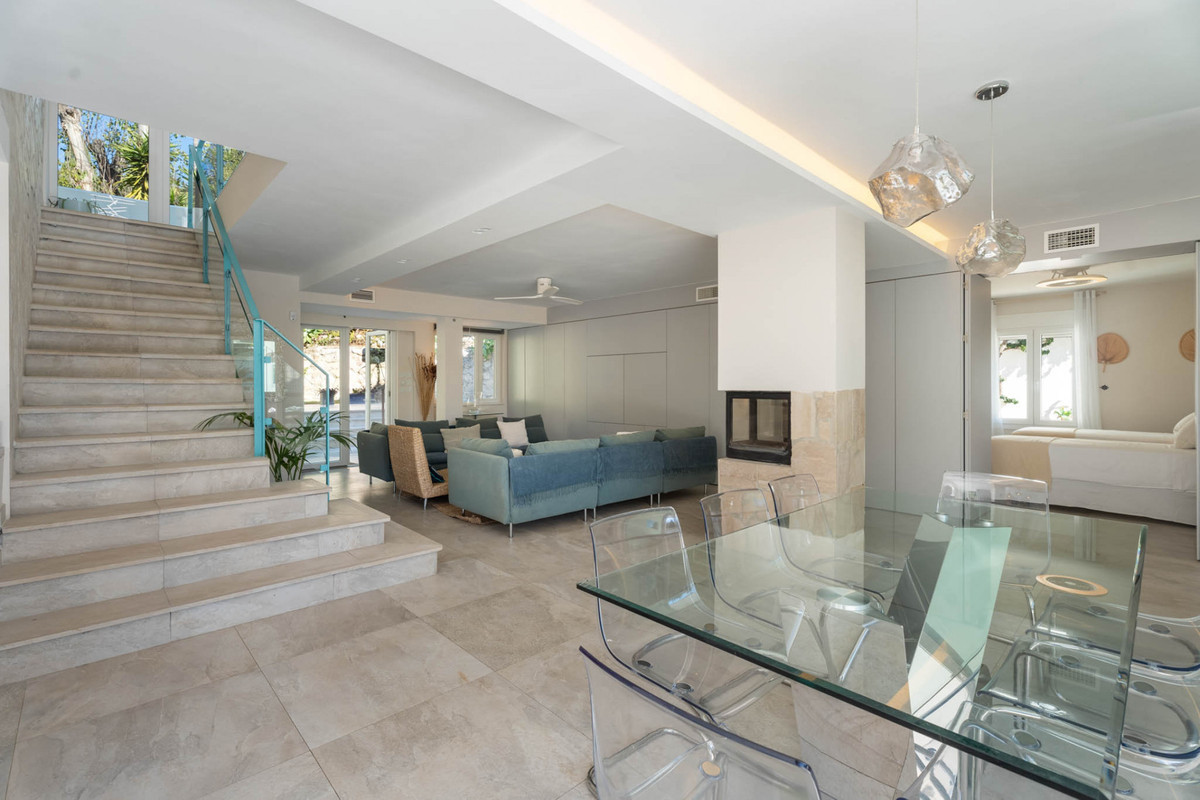 Image 35: Detached Villa For sale, Marbella, €2,380,000 [HFMs688273]