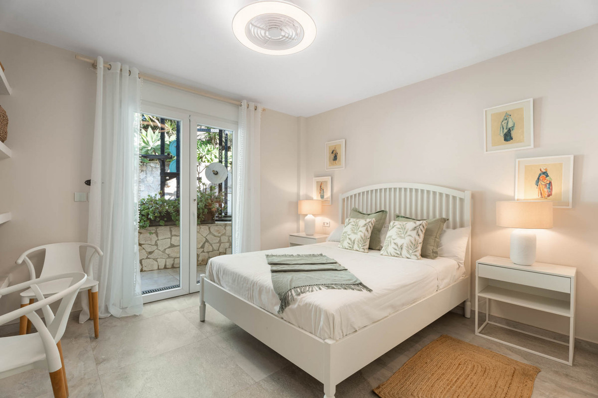 Image 37: Detached Villa For sale, Marbella, €2,380,000 [HFMs688273]