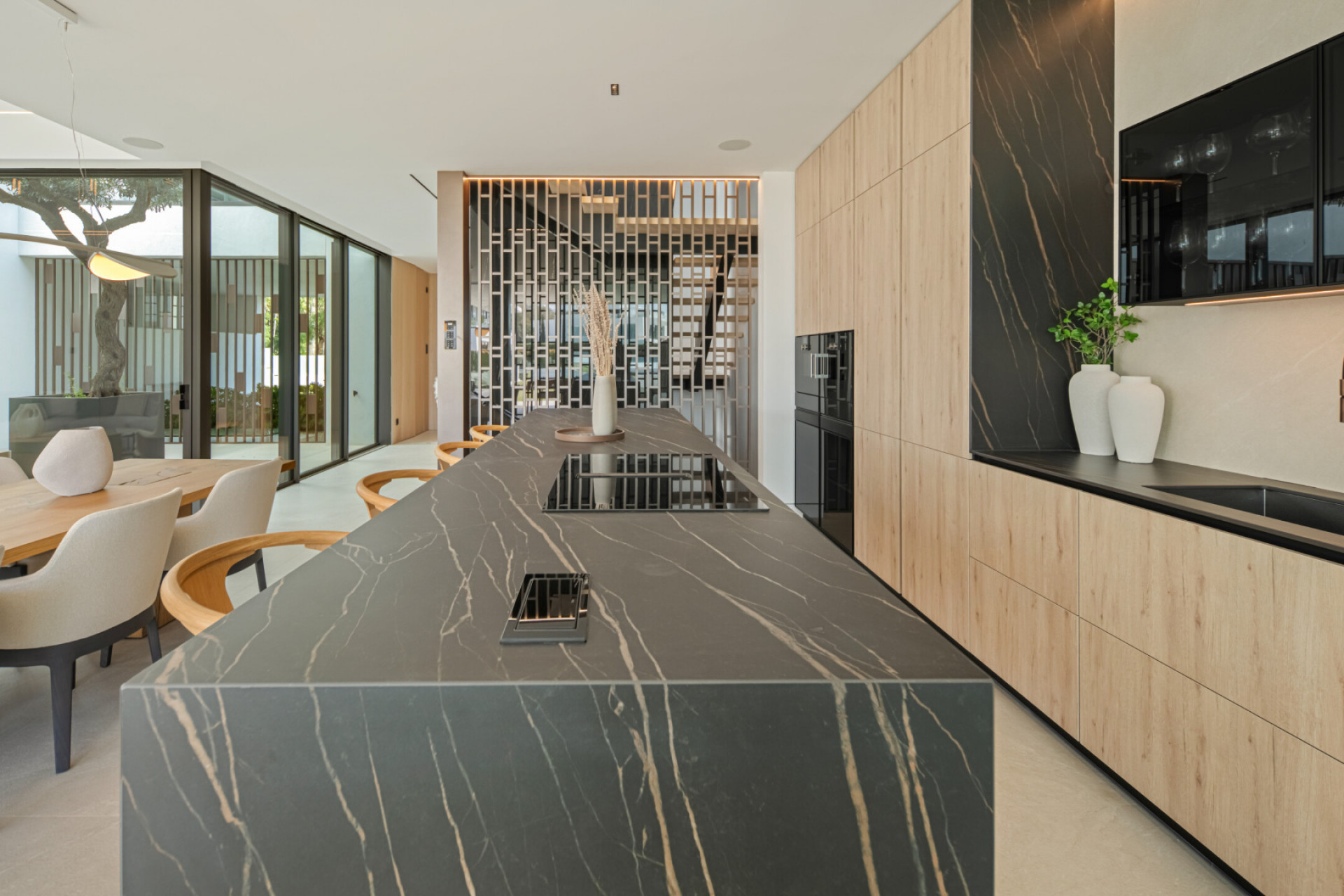 Image 14: Semi-detached House For sale, The Golden Mile, €6,300,000 [HFMs688254]