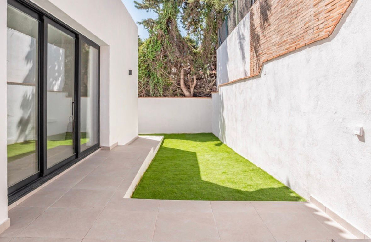 Image 16: Detached Villa For sale, Nueva Andalucía, €1,795,000 [HFMs699457]