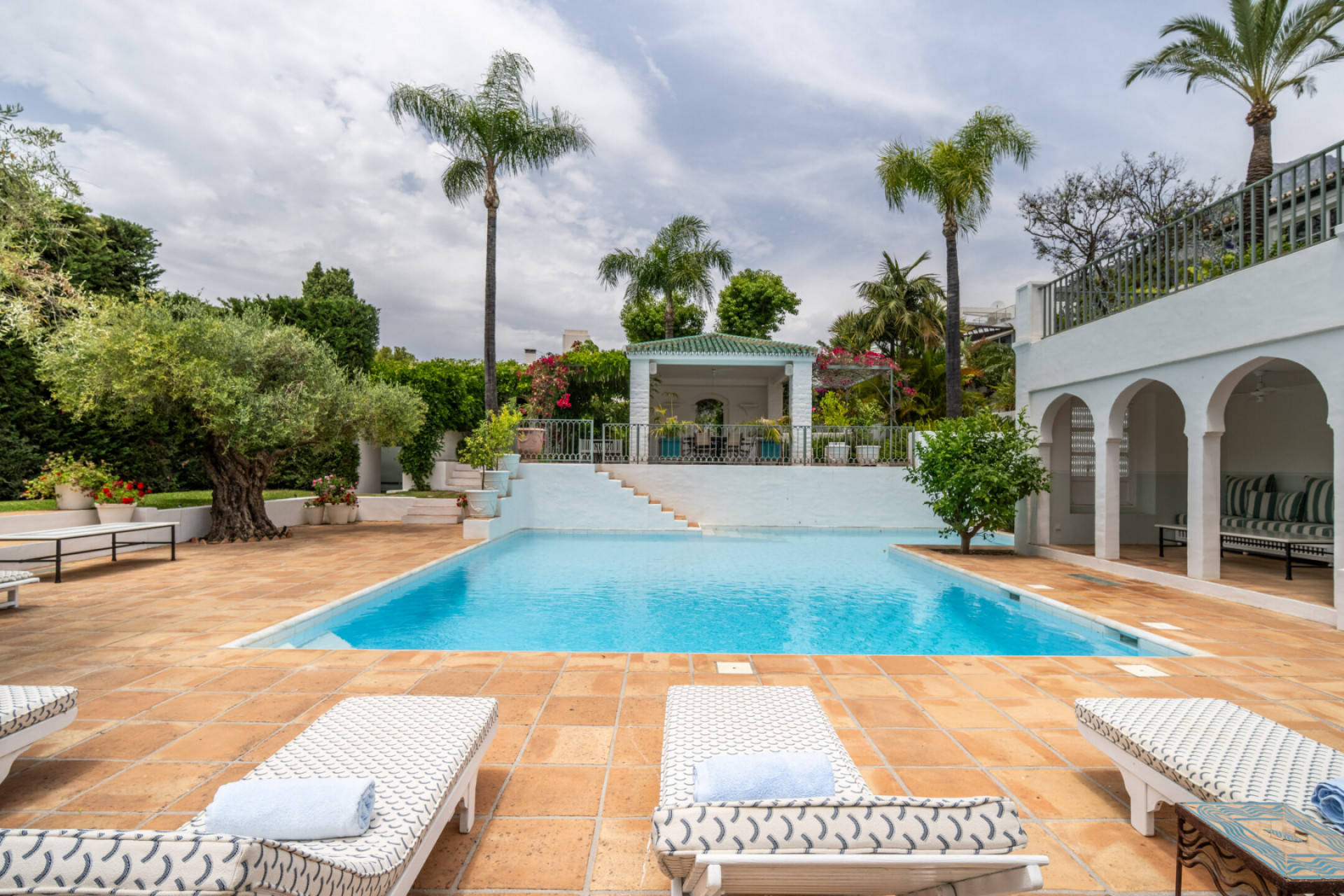 Image 1: Detached Villa For sale, The Golden Mile, €11,950,000 [HFMs701118]