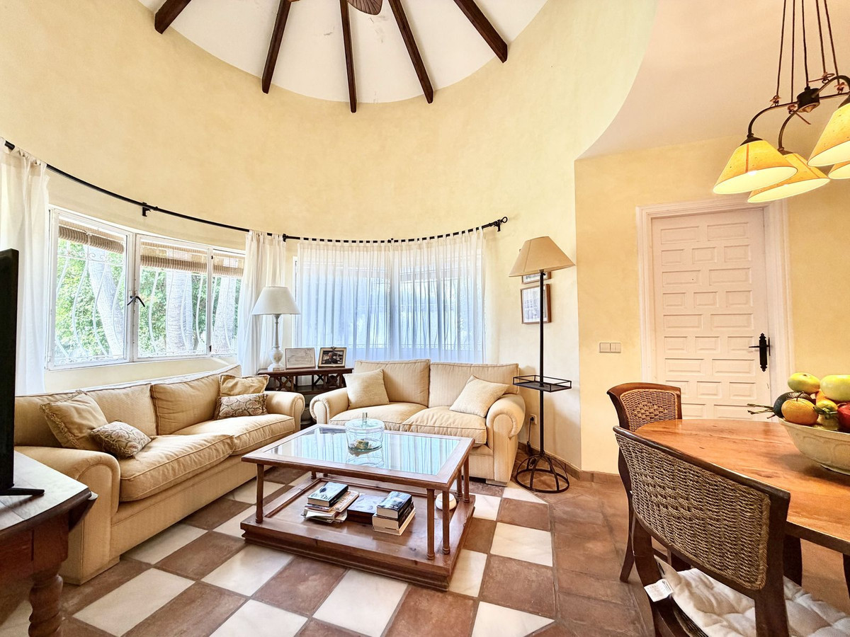 Image 6: Villa - Chalet For sale, San Pedro de Alcántara, €2,495,000 [HFMs701201]