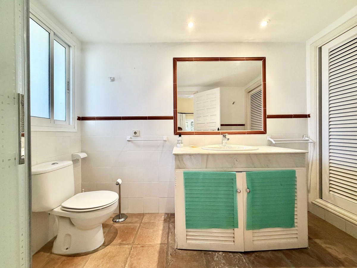 Image 13: Villa - Chalet For sale, San Pedro de Alcántara, €2,495,000 [HFMs701201]