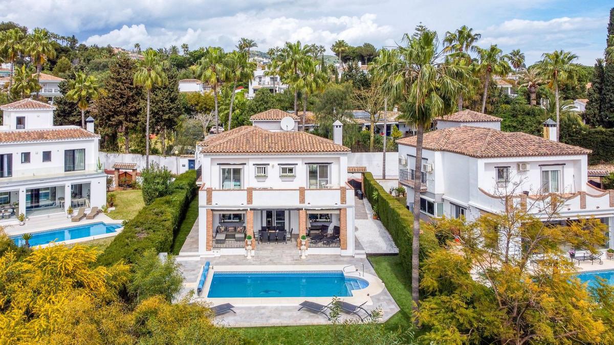 Image 0: Villa - Chalet For sale, Mijas Costa, €1,299,000 [HFMs701600]