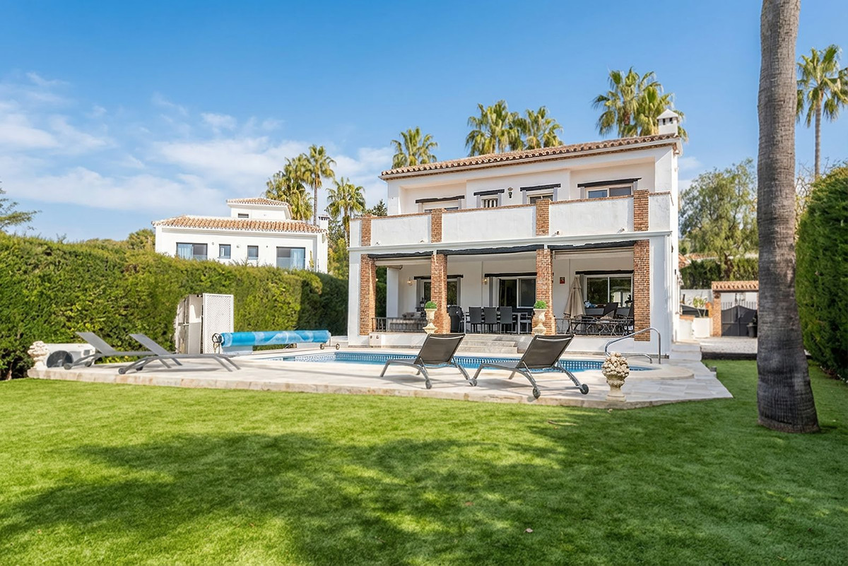 Image 33: Villa - Chalet For sale, Mijas Costa, €1,299,000 [HFMs701600]