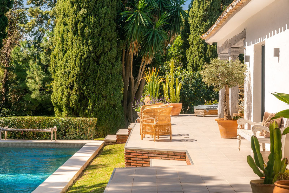 Image 24: Villa - Chalet For sale, Marbella, €2,500,000 [HFMs701229]