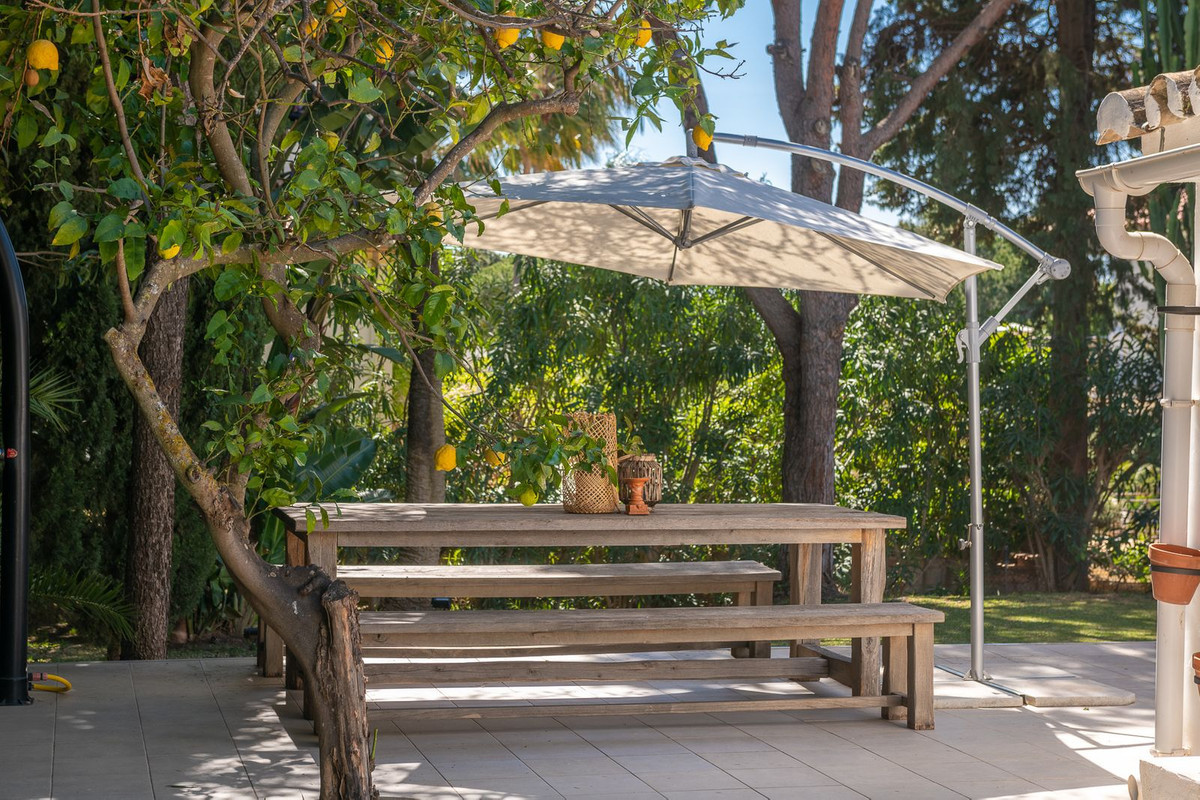 Image 35: Villa - Chalet For sale, Marbella, €2,500,000 [HFMs701229]