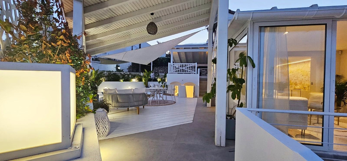 Image 21: Villa - Chalet For sale, Estepona, €1,190,000 [HFMs699443]