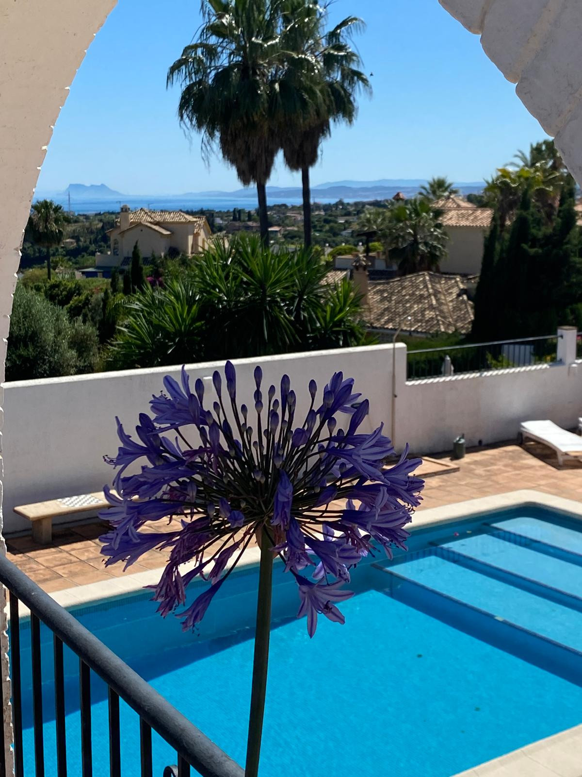 Image 3: Villa - Chalet For sale, Estepona, €1,370,000 [HFMs698503]