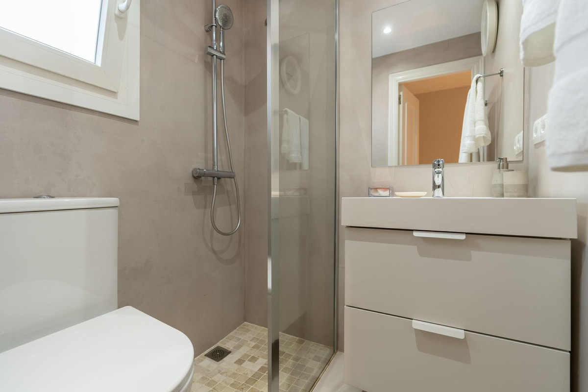 Image 21: Villa - Chalet For sale, San Pedro de Alcántara, €1,950,000 [HFMs698534]