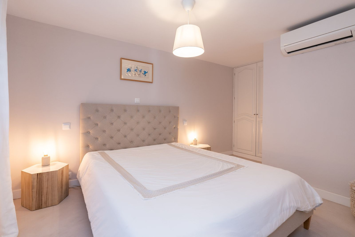 Image 22: Villa - Chalet For sale, San Pedro de Alcántara, €1,950,000 [HFMs698534]