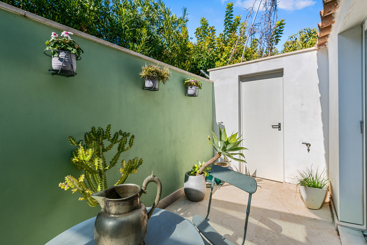 Image 39: Detached Villa For sale, San Pedro de Alcántara, €1,900,000 [HFMs698530]