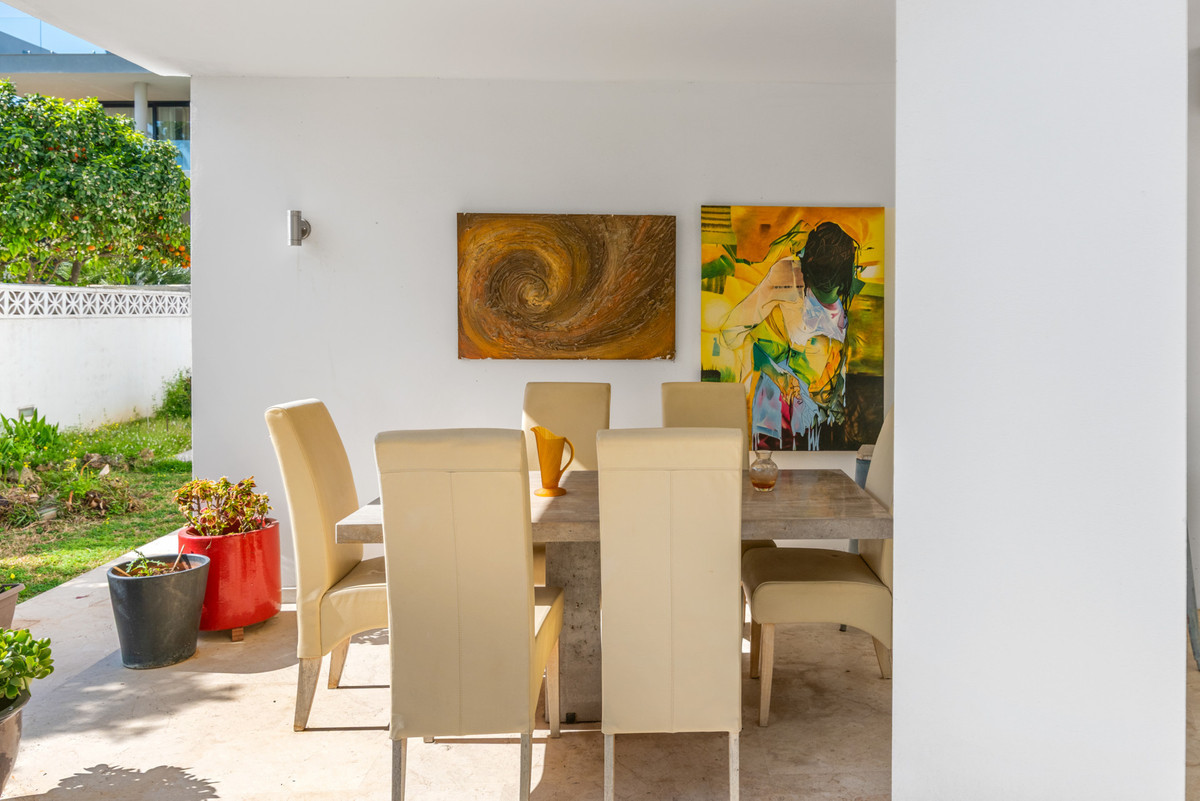 Image 34: Detached Villa For sale, San Pedro de Alcántara, €1,900,000 [HFMs698530]