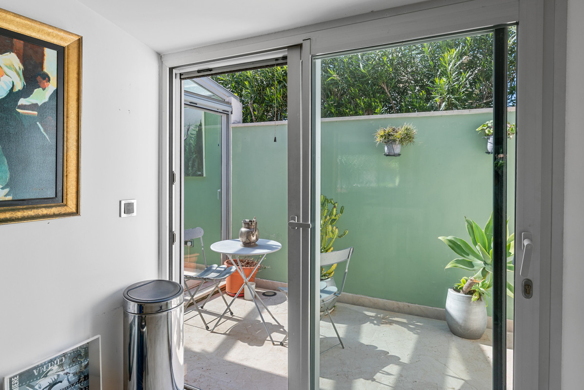 Image 37: Detached Villa For sale, San Pedro de Alcántara, €1,900,000 [HFMs698530]