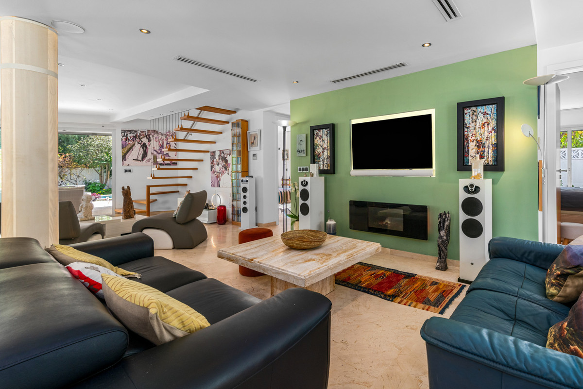 Image 10: Detached Villa For sale, San Pedro de Alcántara, €1,900,000 [HFMs698530]