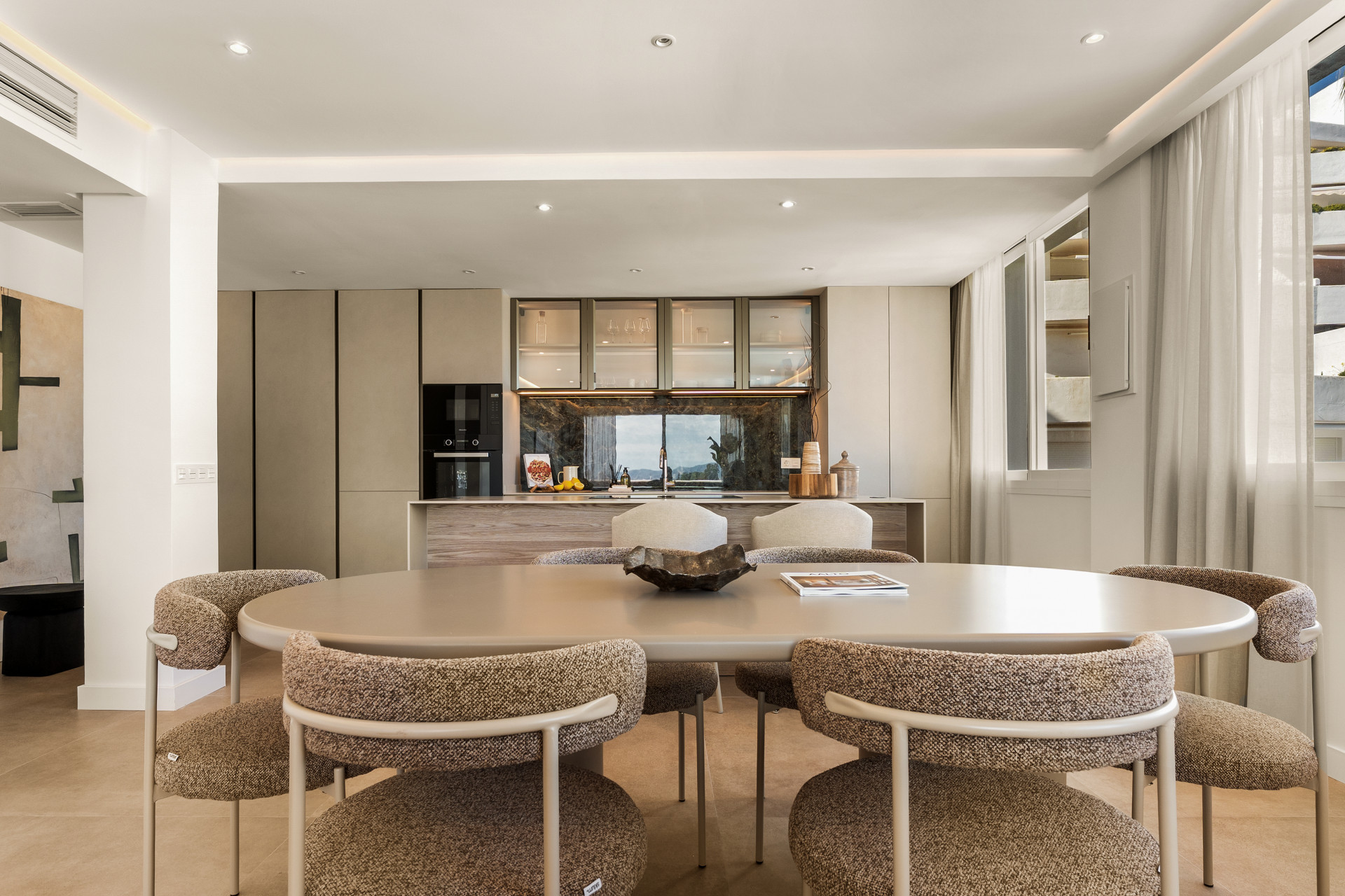 Image 10: Apartment For sale, Nueva Andalucía, €690,000 [HFMs693099]